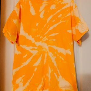 ✰CUSTOM BLEACHED YELLOW T-SHIRT✰